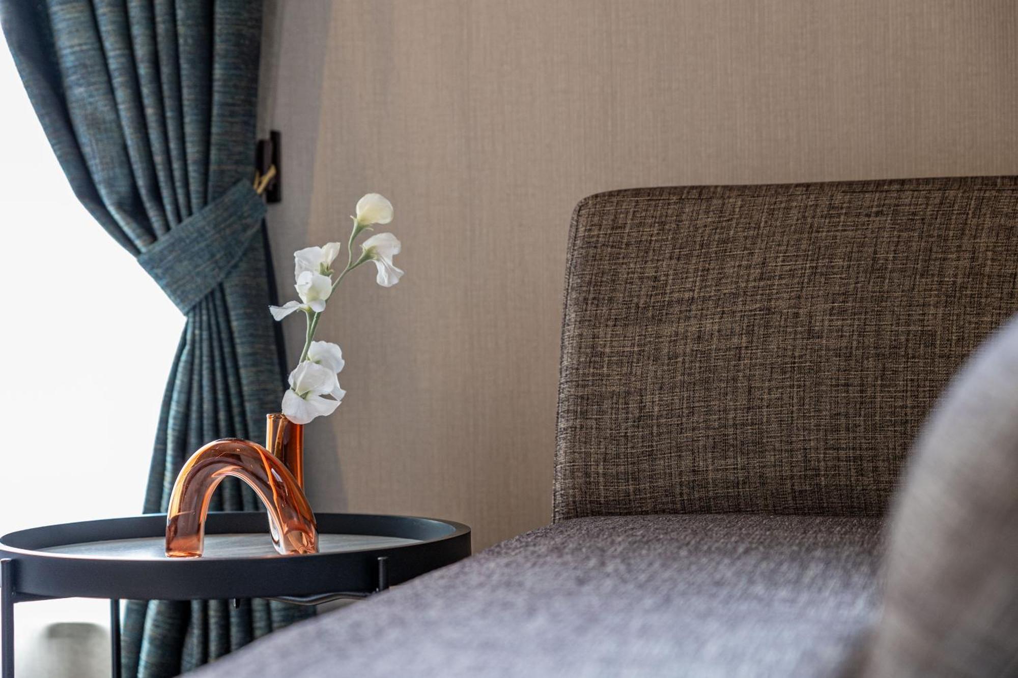 Bijou Suites Dapper Osaka Bagian luar foto