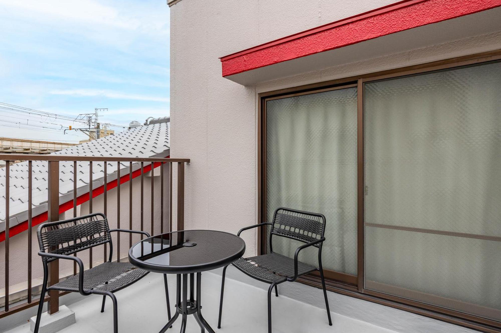Bijou Suites Dapper Osaka Bagian luar foto