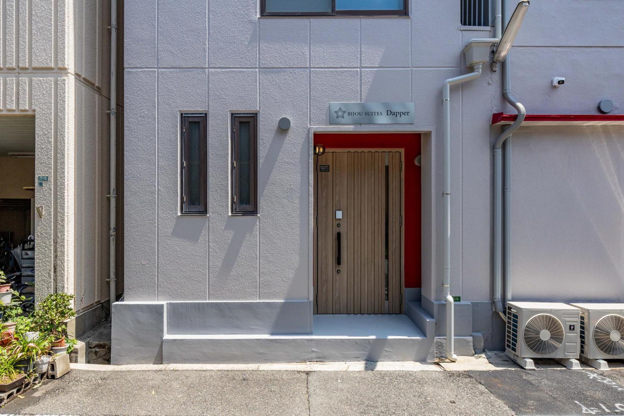 Bijou Suites Dapper Osaka Bagian luar foto